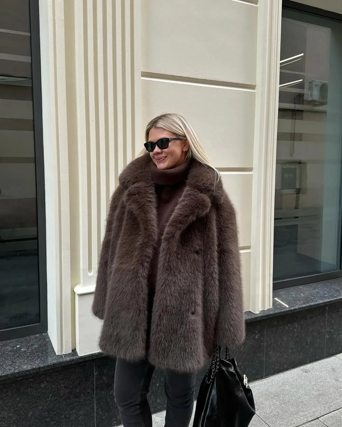 Chic Mid-Length fluffy faux fur Coat