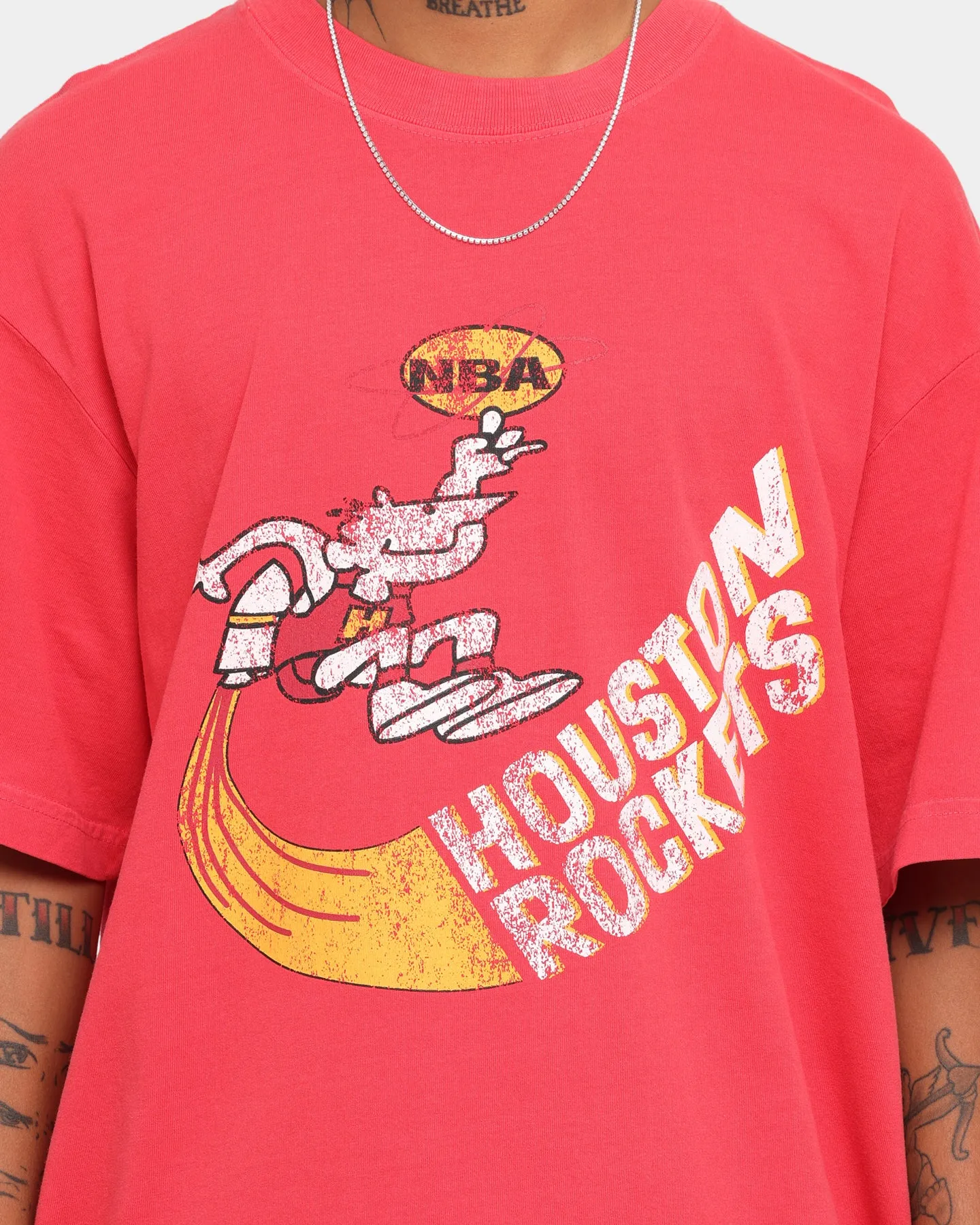 Mitchell & Ness Houston Rockets Oversized TM CLR Logo Vintage T-Shirt Faded Red