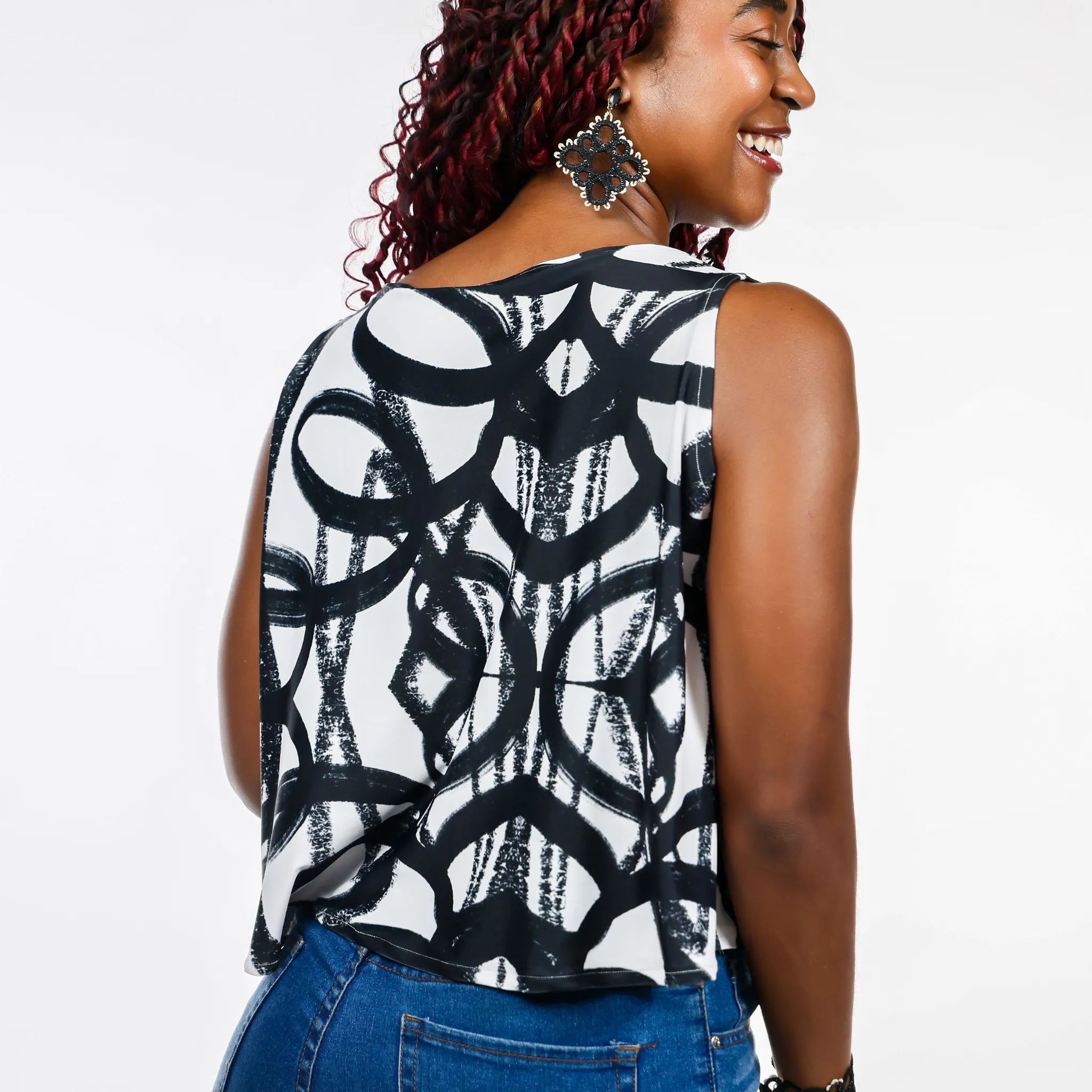 Sleeveless casual top